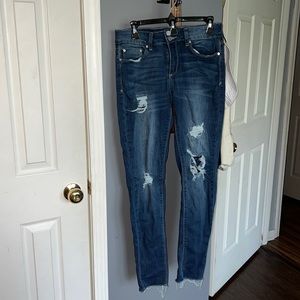 Super cute skinny jeans